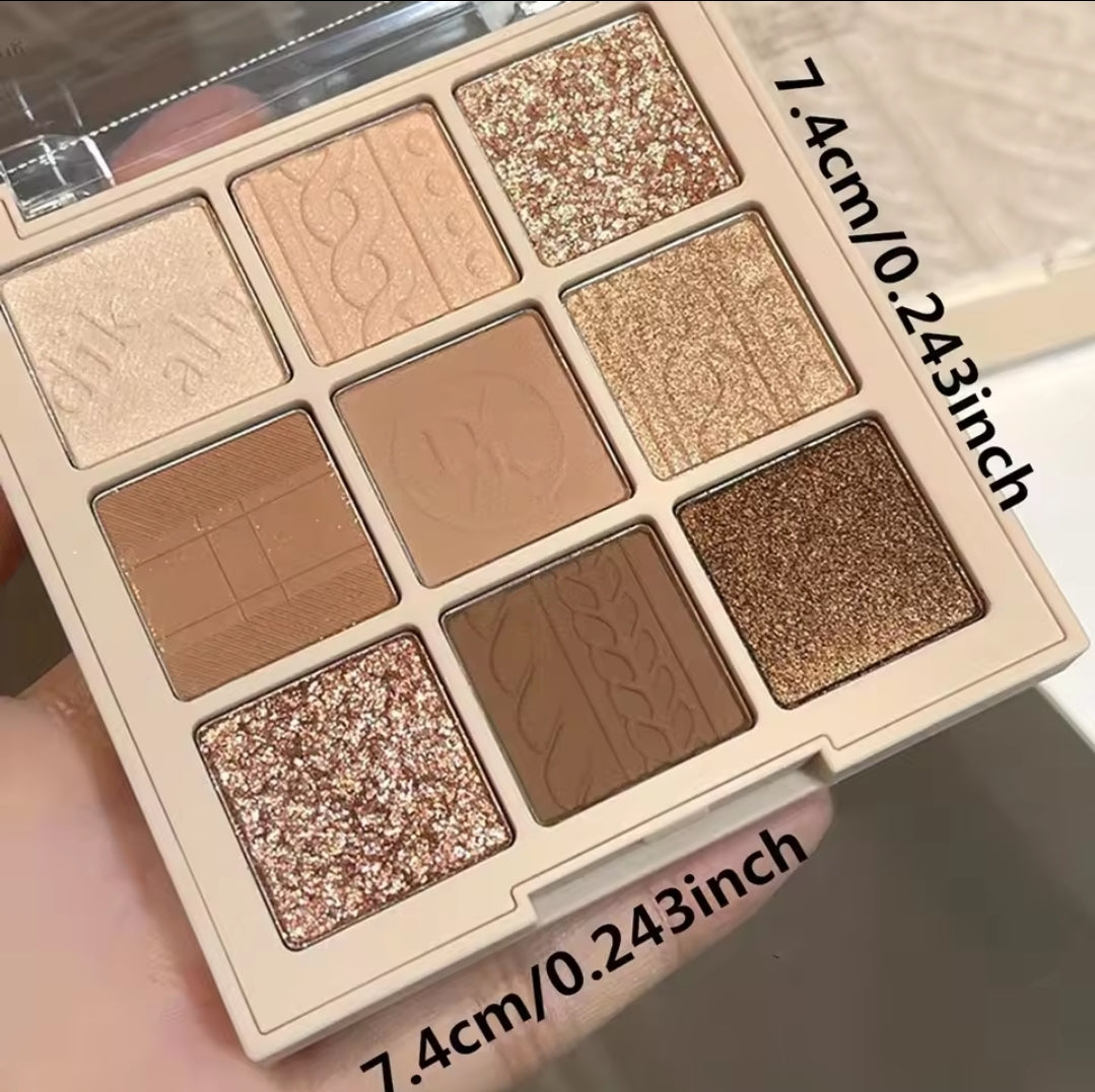 Dikalu Blooming Eyeshadow Palette