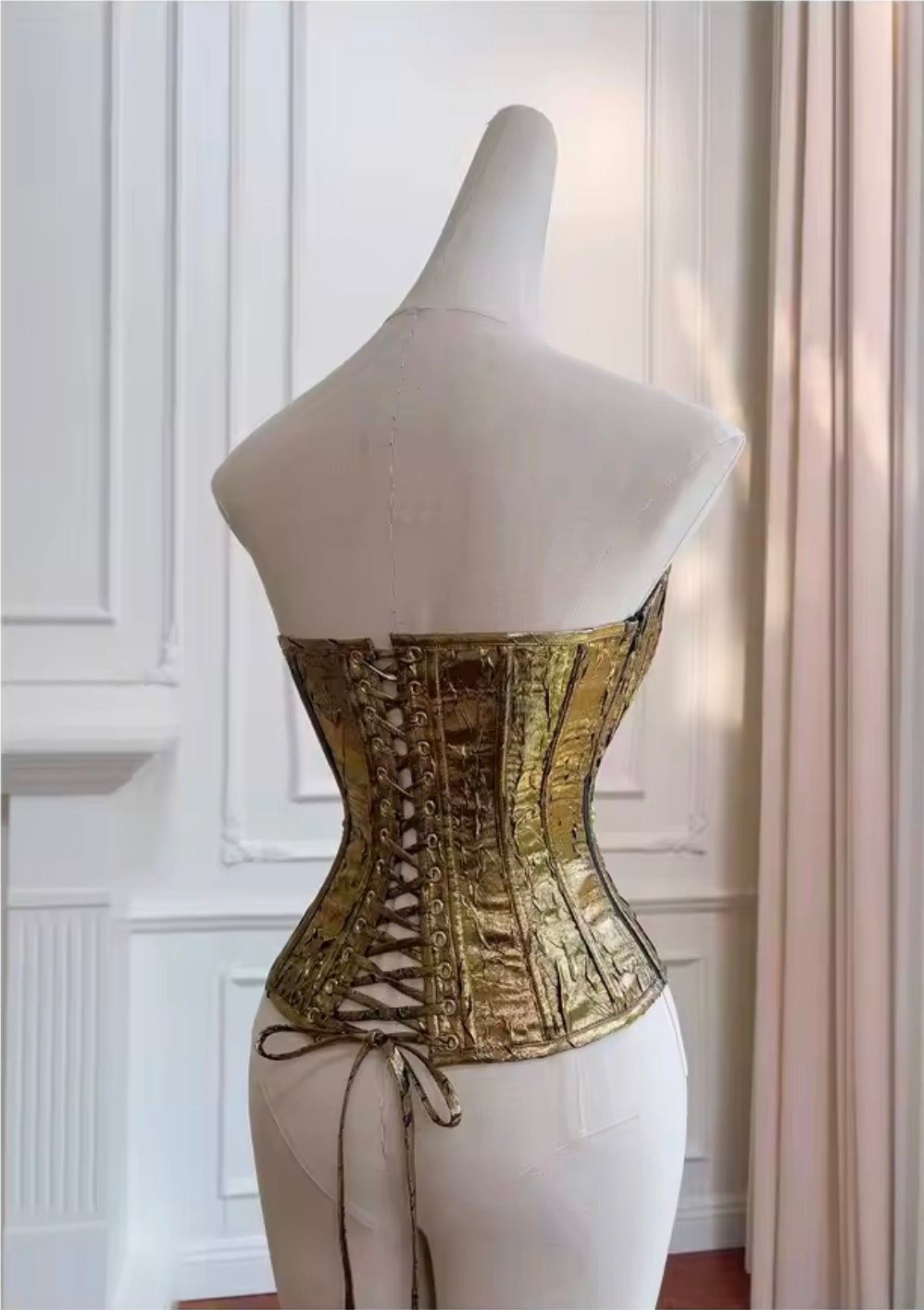 Curvia Golden Corset