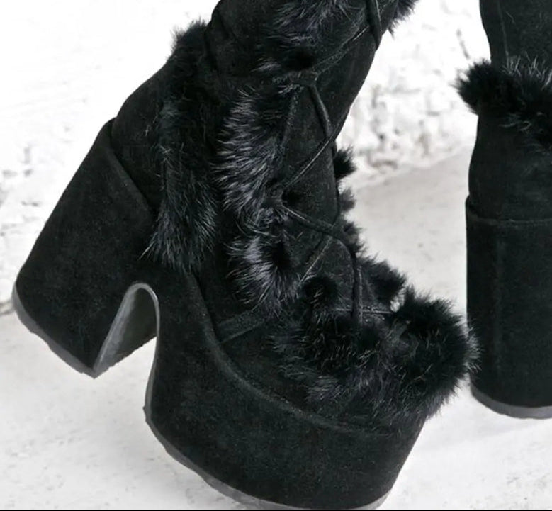 Dolly Léo Platformed Winter Boots