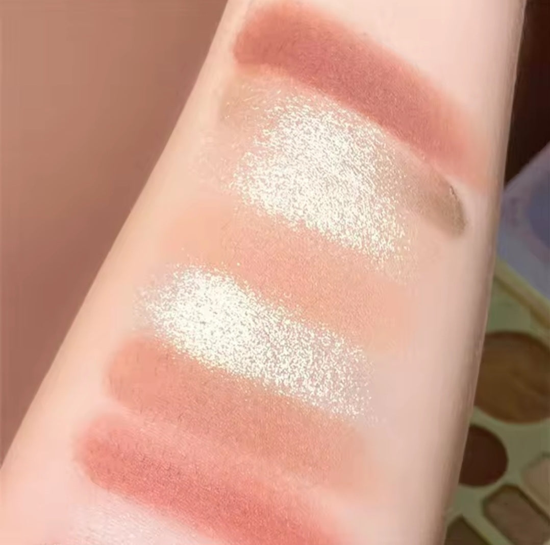 Ornate Multi Finish Palette